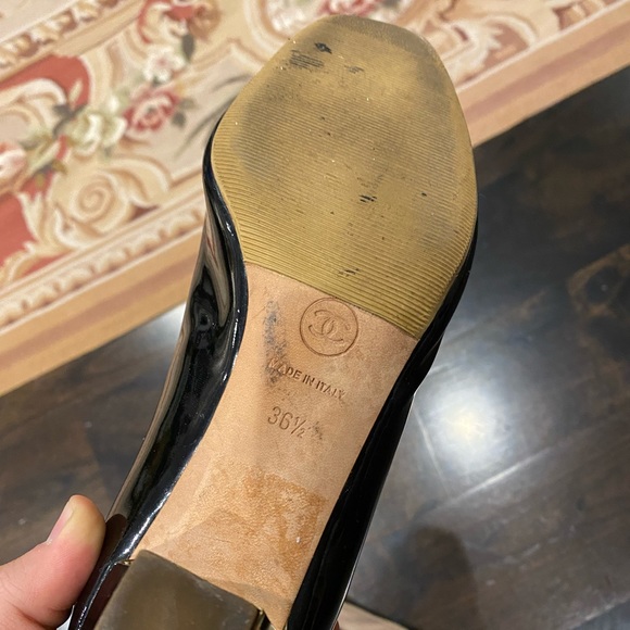 Rare Chanel Patent Two Tone Heels - Picture 6 of 12